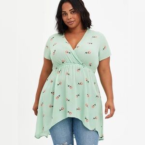 Torrid Babydoll Tunic Top Crinkle‎ Gauze Size 3X Green Surplice Floral Bohemian